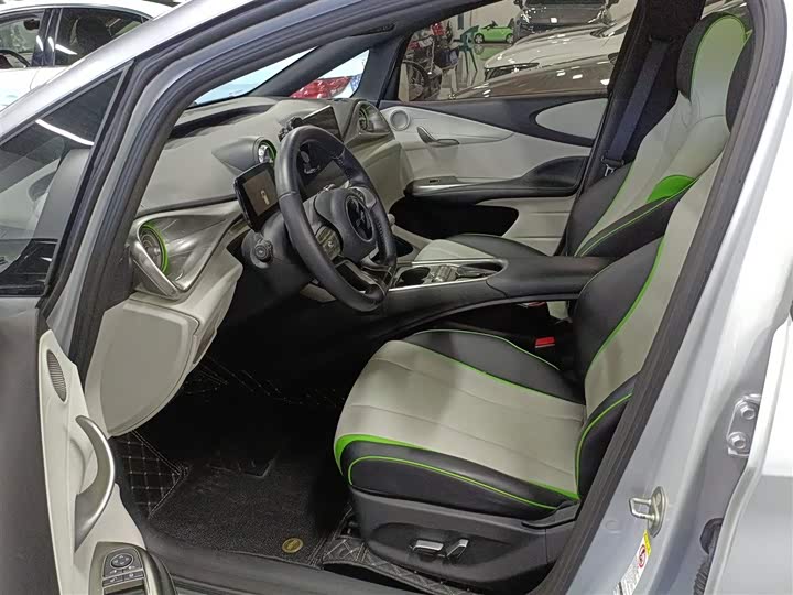 Фото 15 - BYD Dolphin