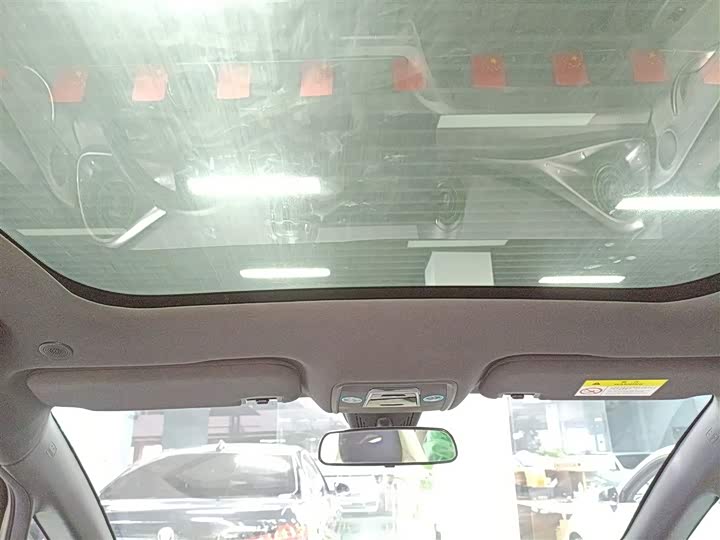 Фото 18 - BYD Dolphin