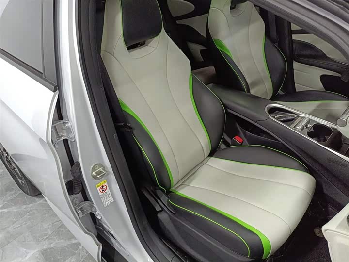 Фото 25 - BYD Dolphin