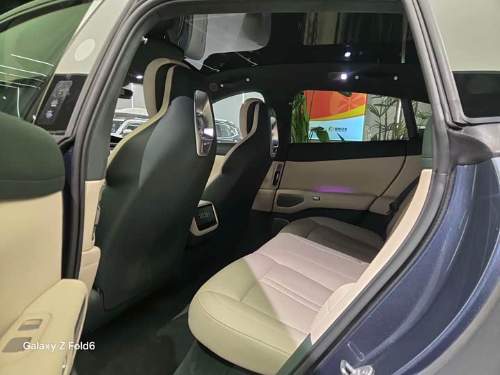 Фото 7 - Xiaomi YU7