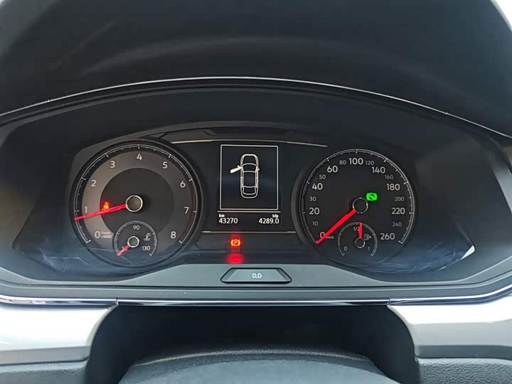 Фото 12 - Volkswagen Lamando L