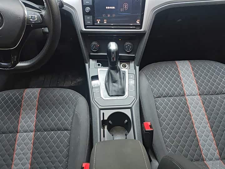 Фото 14 - Volkswagen Lamando L