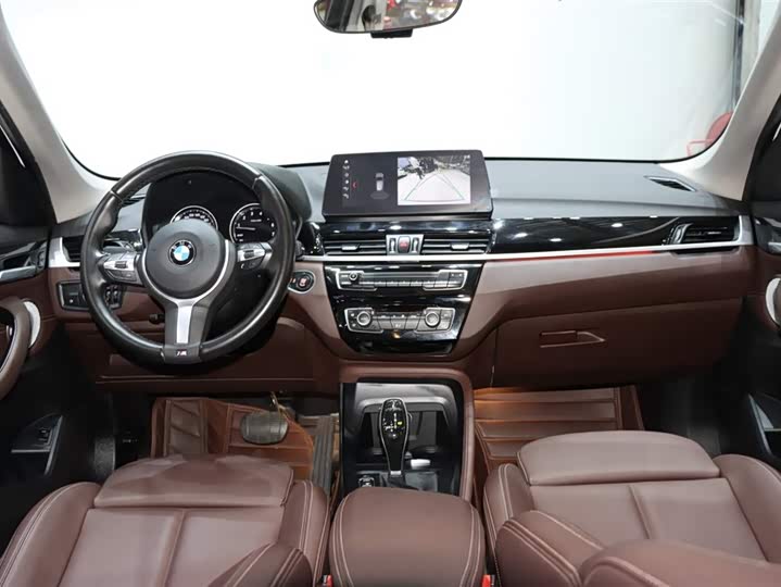 Фото 12 - BMW X1