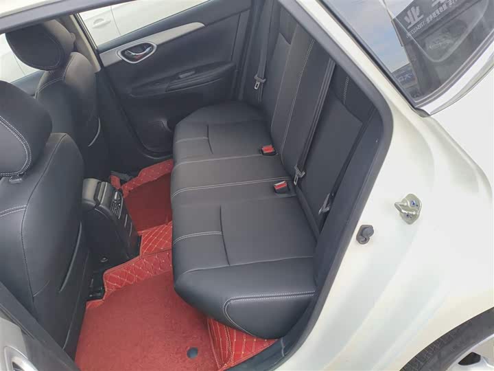 Фото 17 - Nissan Sylphy