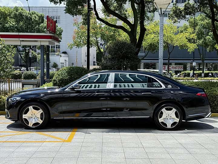 Фото 3 - Mercedes-Benz Maybach S-Class