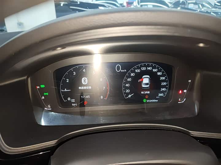 Фото 12 - Honda Civic