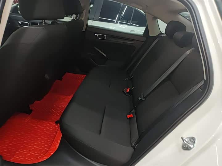 Фото 17 - Honda Civic