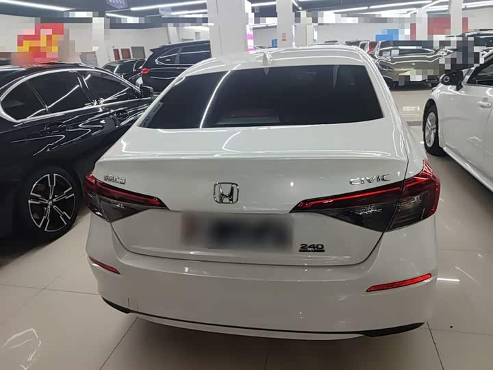 Фото 6 - Honda Civic