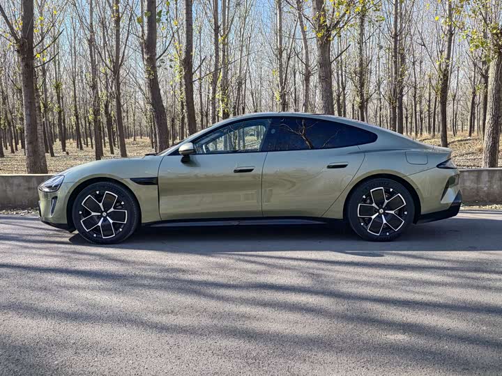 Фото 13 - Xiaomi SU7