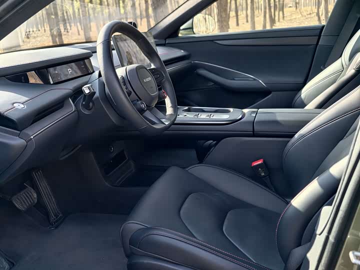 Фото 5 - Xiaomi SU7