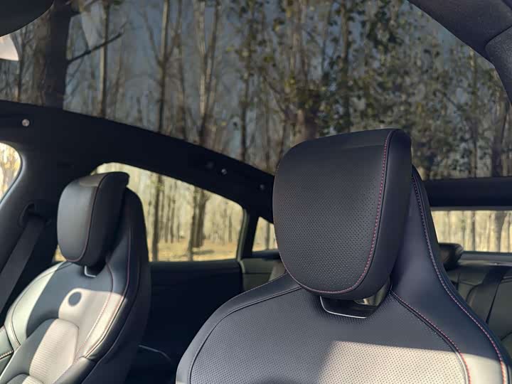 Фото 8 - Xiaomi SU7