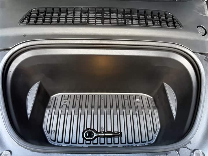 Фото 7 - Tesla Model Y