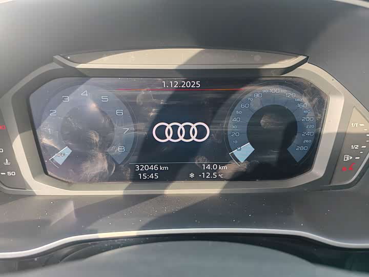 Фото 14 - Audi Q3