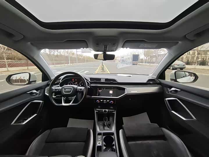 Фото 9 - Audi Q3
