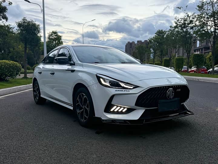 Фото 3 - MG Motor 5