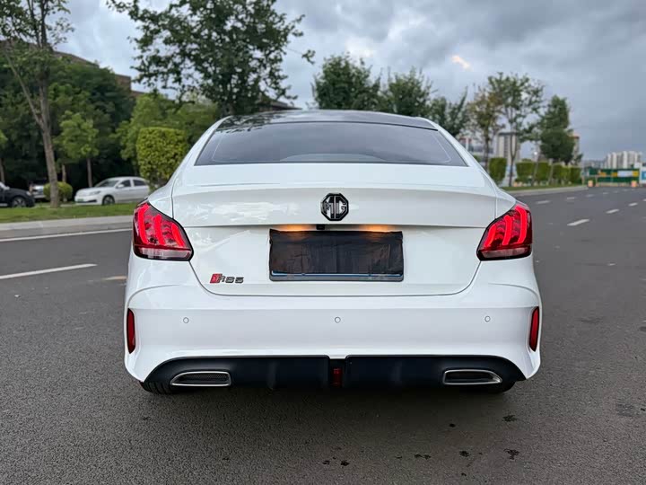 Фото 6 - MG Motor 5