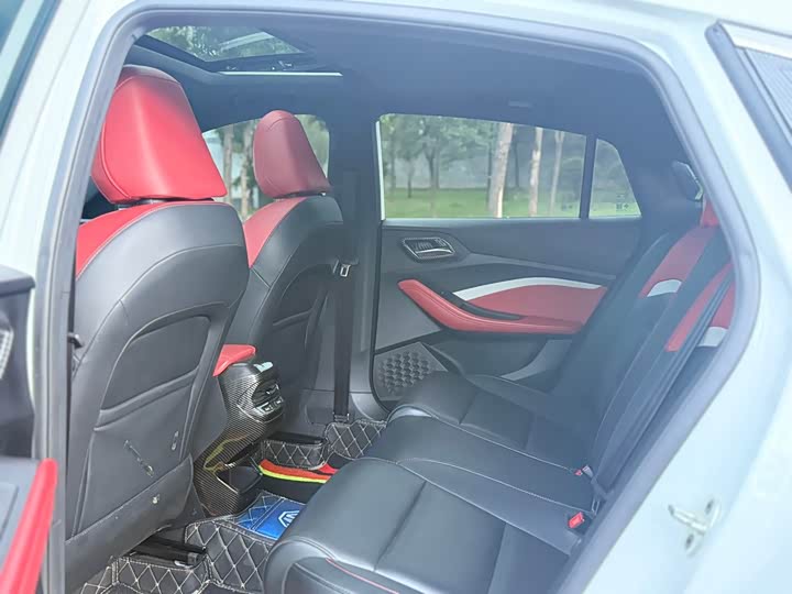 Фото 9 - MG Motor 5