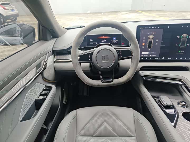 Фото 5 - Zeekr 001