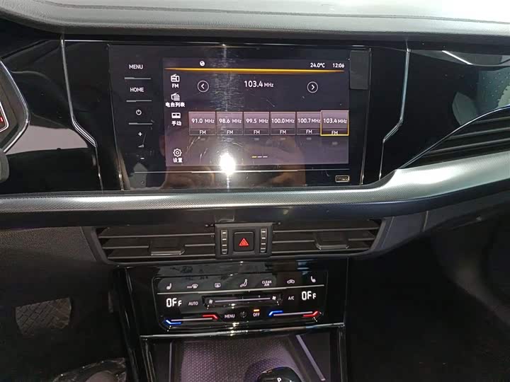 Фото 13 - Volkswagen Passat