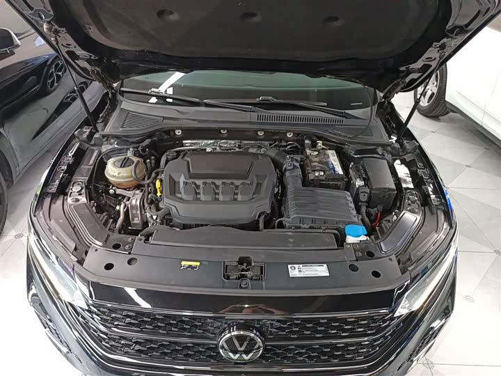 Фото 20 - Volkswagen Passat