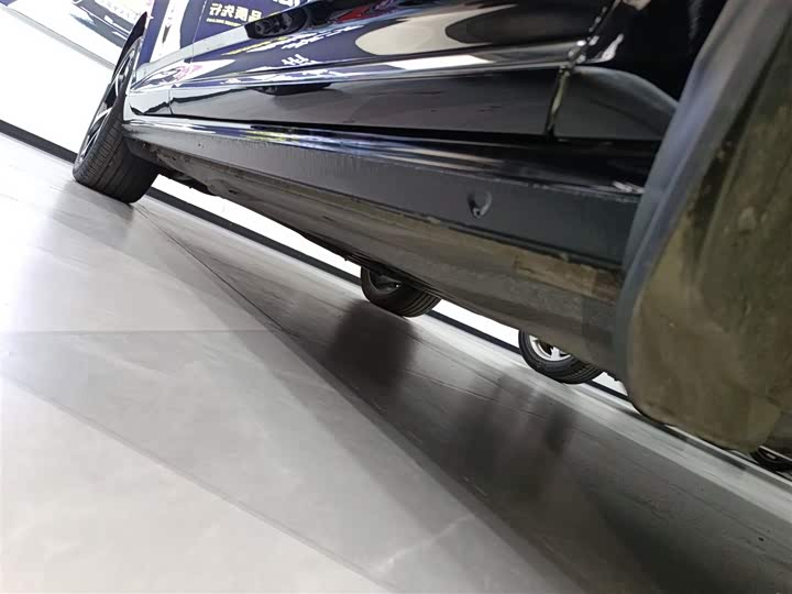 Фото 21 - Volkswagen Passat