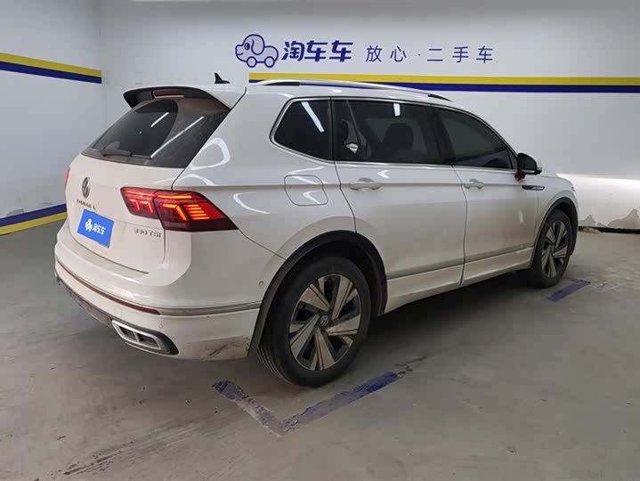 Фото 3 - Volkswagen Tiguan L Pro