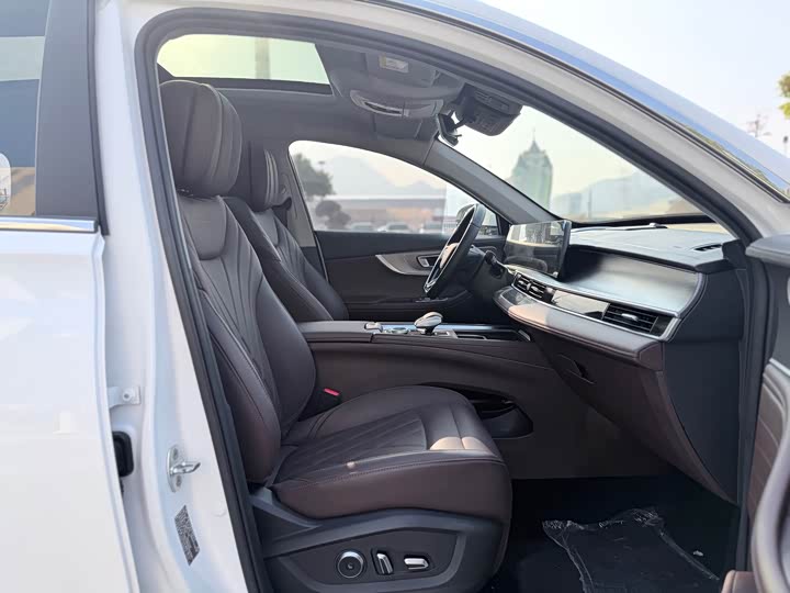 Фото 10 - Chery Tiggo 8 Pro