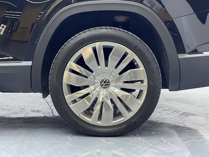 Фото 17 - Volkswagen Teramont Pro