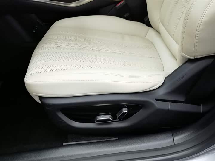 Фото 20 - BYD Song L