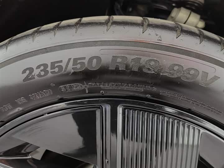 Фото 24 - BYD Song L