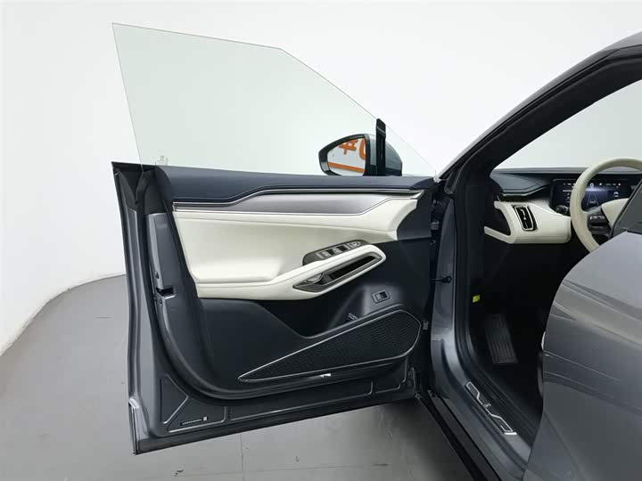 Фото 8 - BYD Song L