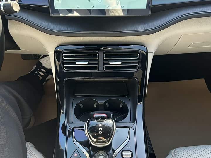 Фото 11 - BYD Qin Plus