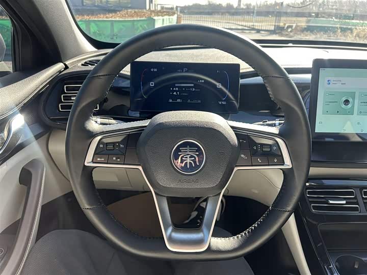 Фото 14 - BYD Qin Plus