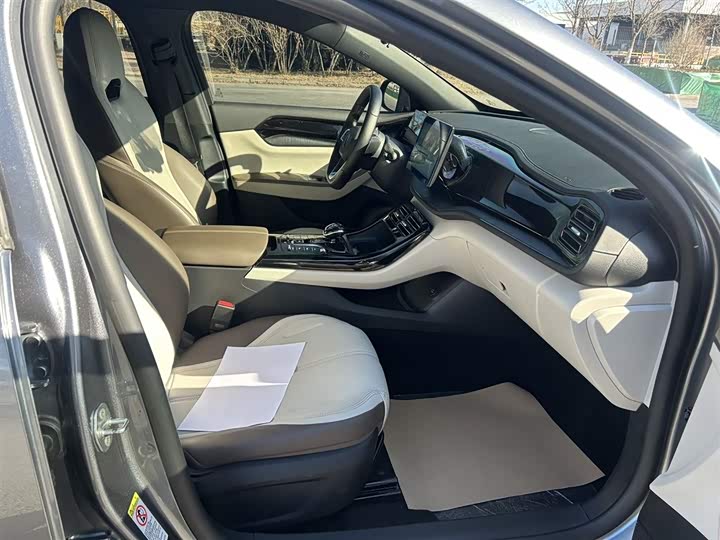 Фото 8 - BYD Qin Plus