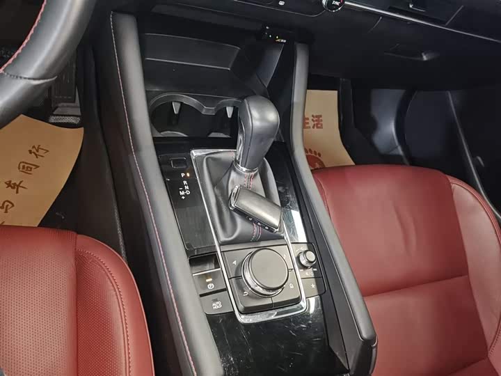 Фото 14 - Mazda 3 (Axela)