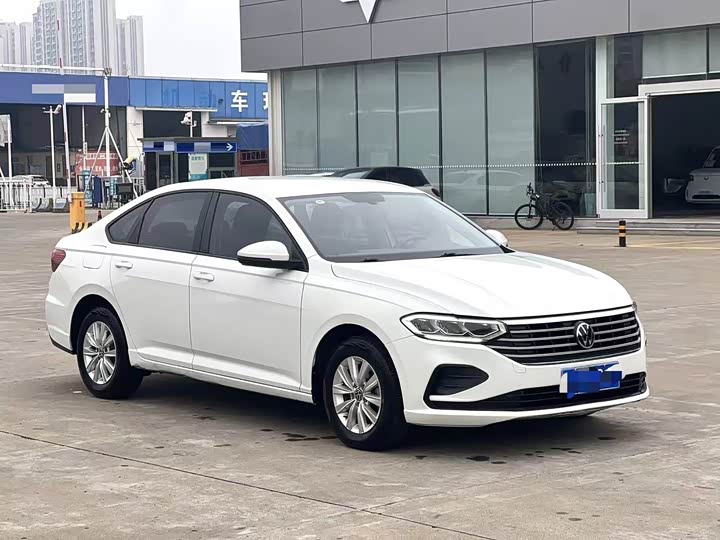 Фото 3 - Volkswagen Lavida