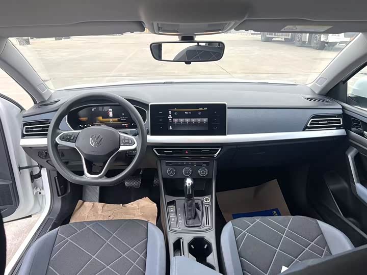 Фото 4 - Volkswagen Lavida