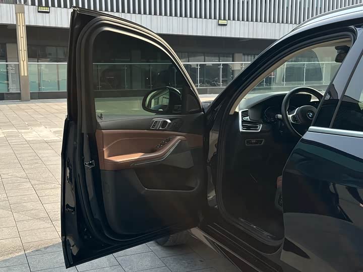 Фото 10 - BMW X5