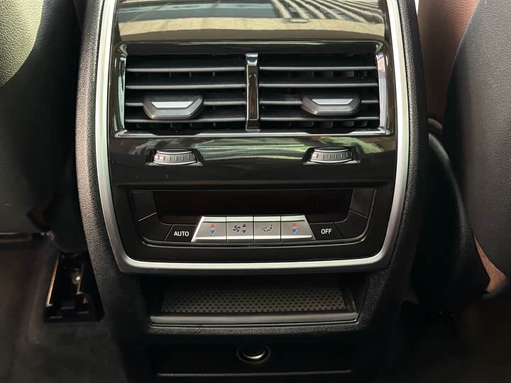 Фото 20 - BMW X5