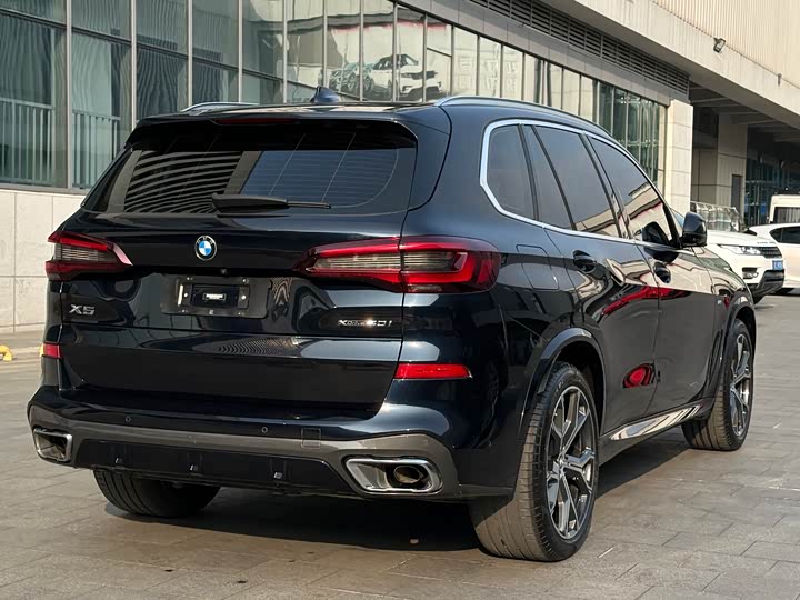 Фото 5 - BMW X5