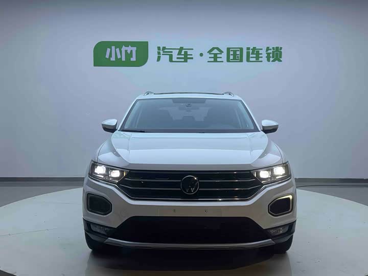 Фото 2 - Volkswagen T-Roc