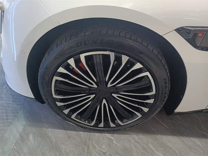 Фото 23 - Avatr 12