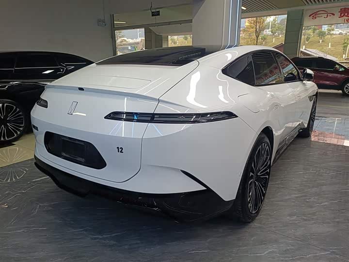 Фото 7 - Avatr 12