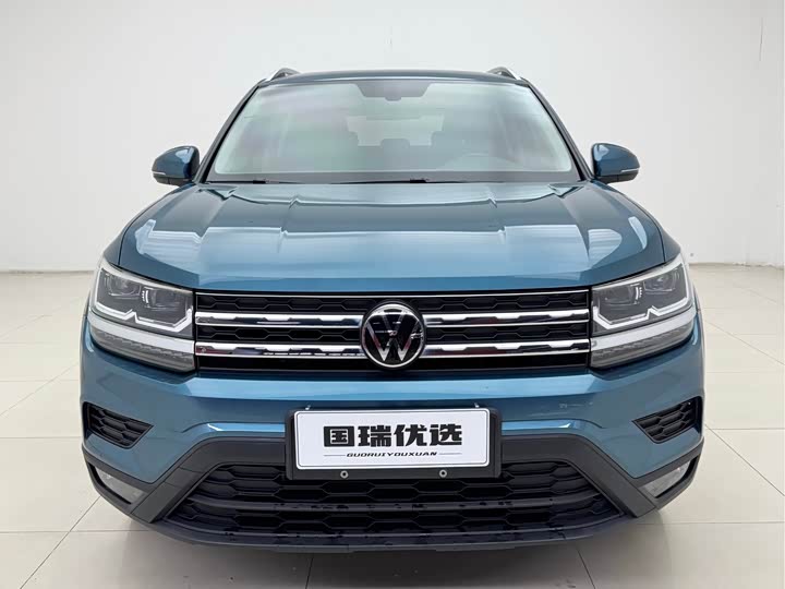 Фото 2 - Volkswagen Tharu