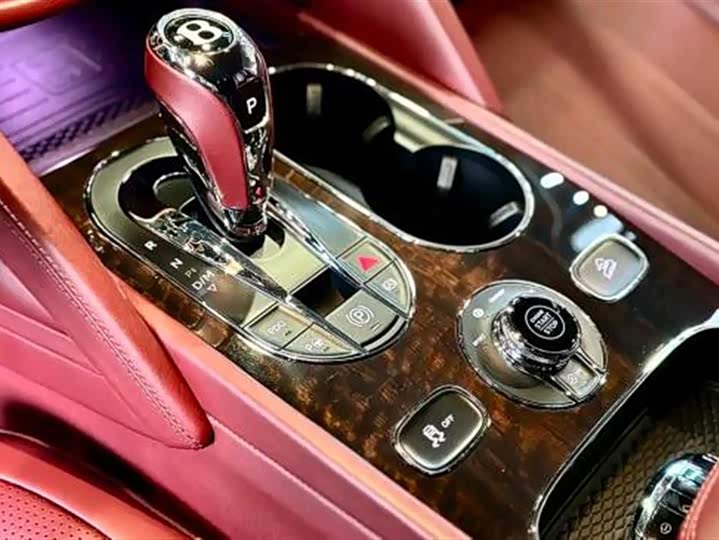 Фото 7 - Bentley Bentayga