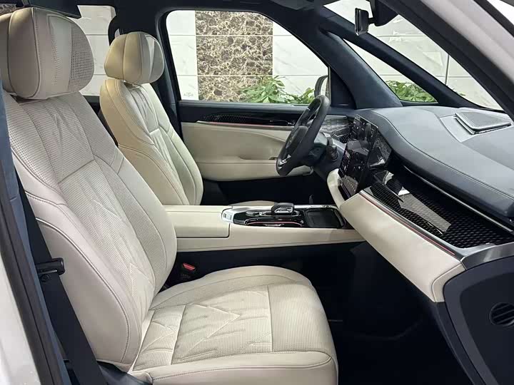 Фото 13 - Zeekr 009