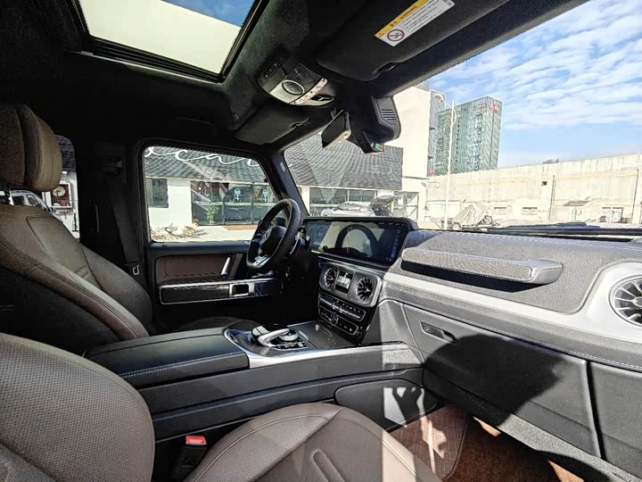 Фото 10 - Mercedes-Benz G-Class