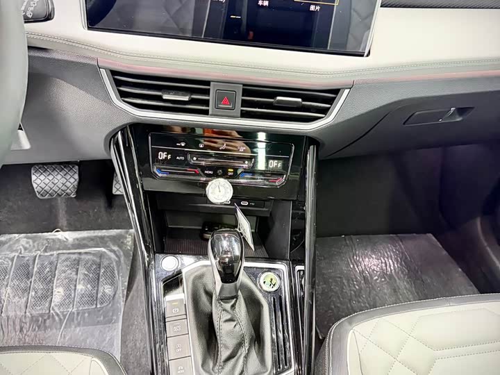 Фото 12 - Volkswagen Tayron