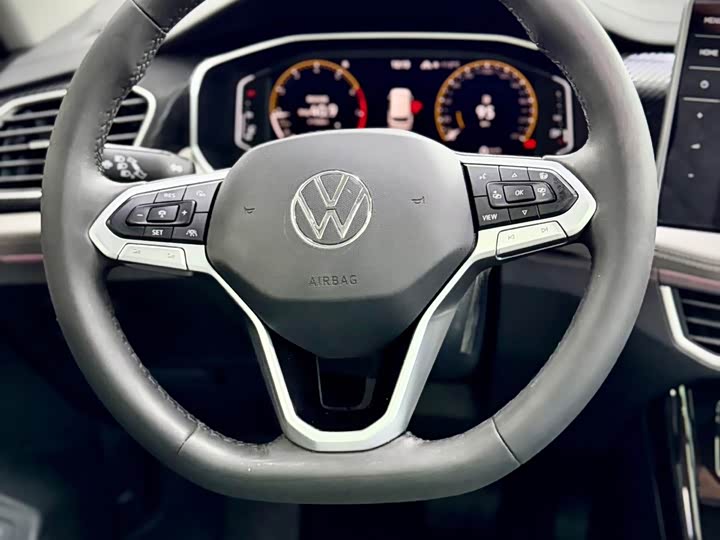 Фото 21 - Volkswagen Tayron