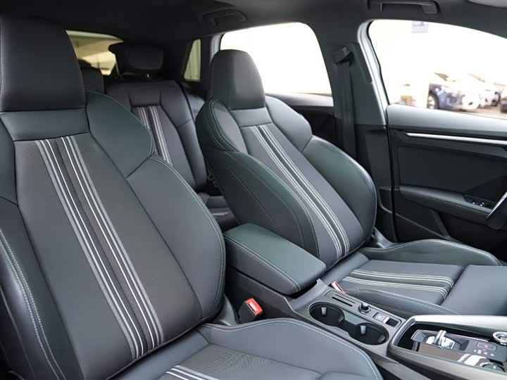 Фото 14 - Audi A3